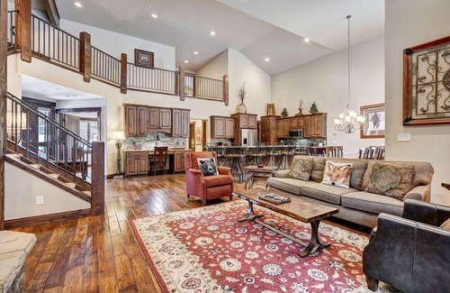 Blue River House | Luxurious 5 bedroom/5.5 bath gorgeous home with hot tub and ping pong table