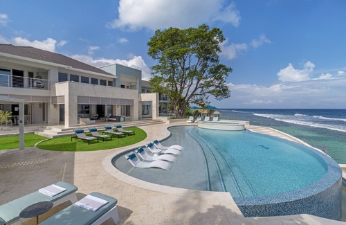 Ocho Rios Villa | Luxurious 8 Bedroom Oceanfront Villa in Hermosa Cove, Ocho Rios
