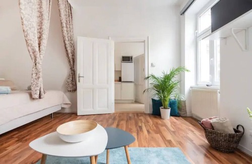 Roßau Resort | Luxurious and Bright, 5 min walk to city center