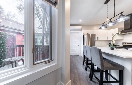 Plateau Mont Royal Apartment | Luxurious apart Plat Mont Royal