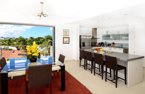 Simpson Bay Condo | LUXURIOUS BEACH FRONT UNIT - SPECTACULAR OCEAN VIEWS.