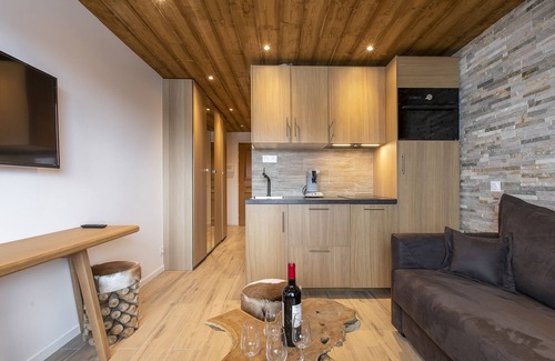 Courchevel Apartment | Luxurious & Cosy in the Heart of Courchevel! #PRAZ