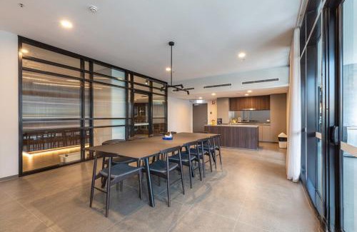 Belconnen Apartment | Luxurious Cozy 1-Bed FREE Carpark Gym Pool & Spa