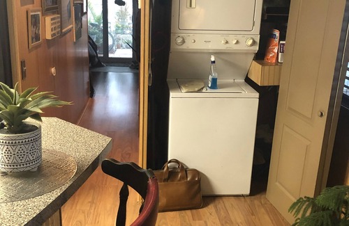 Fort Myers Boat Rental | Luxurious floating condo ! very private with great river views