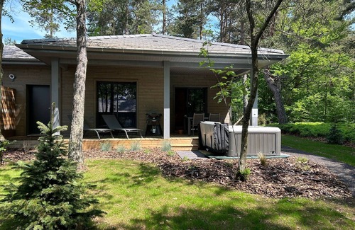 Le Chambon-sur-Lignon Cottage | Luxurious Lodge with Private Spa, Pool, Gym, and Golf Access