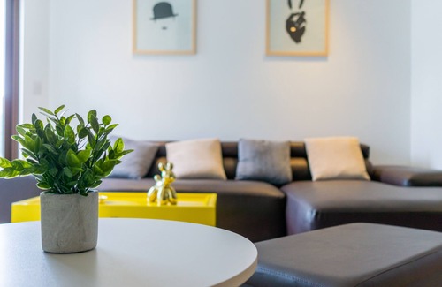 Zona 10 Apartment | Luxurious, modern and central (Z10)