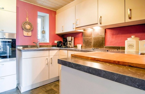 Menufontaine House | Luxurious Holiday Home with Sauna in Fauvillers