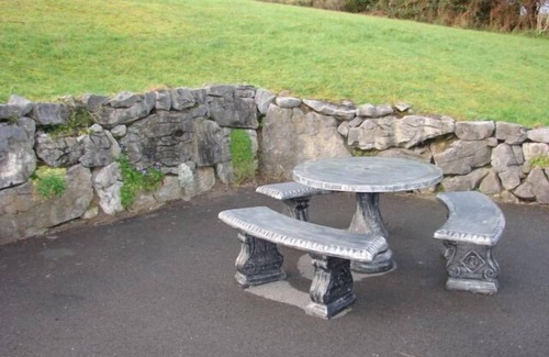 Newtown House | Luxurious Holiday Home with Wifi in the Heart of the Burren, Ballyvaughan.