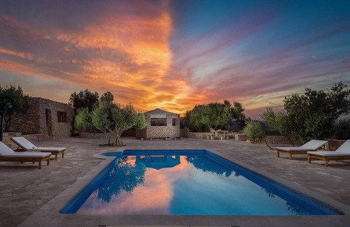 Povlja House | Luxurious home in Povlja