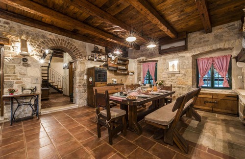 Zemunik Donji House | Luxurious home in Zemunik