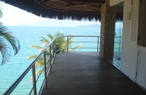 Vila Velha House | Luxurious home with private beach, pool, full view of Angra Bay