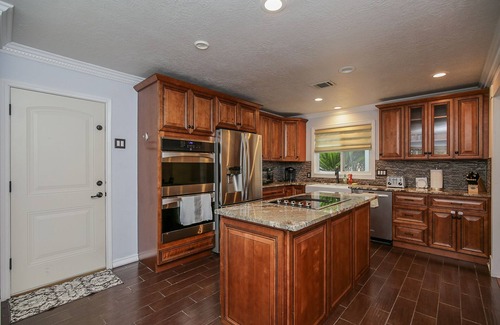 Briarforest House | Luxurious Home with Private Pool - Energy Corridor, Memorial Area - West Houston