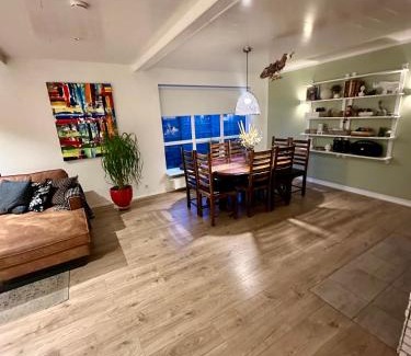 Breidholt Villa | Luxurious House with hot & cold tub