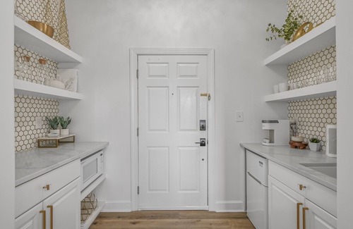 Rosemary Beach Apartment | Luxurious Large Studio overlooking 30A nestled b/w Rosemary and Alys Beach