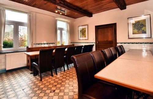 Pont-a-Lesse Villa | Luxurious Mansion in Houyet with Sauna