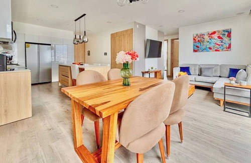 Financial District Apartment | Luxurious modern apartment in Quito's vibrant area