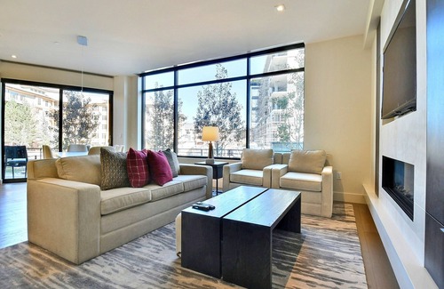 Park City Condo | Luxurious & Modern Ski-in, Ski-out 2 BR in Canyons Village by RedAwning
