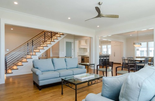 Wrightsville Beach House | Luxurious Oceanfront Home w Infinity Pool & EV Chargers!