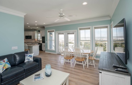 Tranquil Harbour House | Luxurious oceanfront located in OKI's Paradise Shores - Blue Bayou