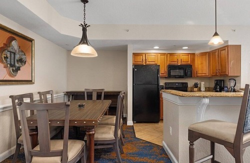 Bay Lake Resort | Luxurious one-bedroom resort suite in Bonnet Creek, Lake Buena Vista, FL -Room 2