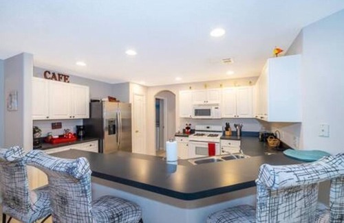 Tuscan Ridge House | Luxurious Relaxing Retreat