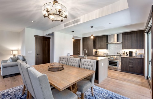 Stateline Condo | Luxurious Residence 1345 sqft. 2 bed, 2 bath in Private Lakefront Community