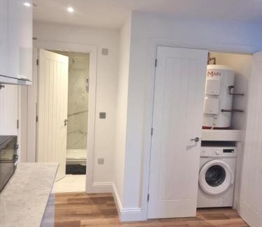 Gravesend Apartment | Luxuriously Cosy 1 Bed Flat at Trinity Point Gravesend, Suitable for Long Stay and Short Stay