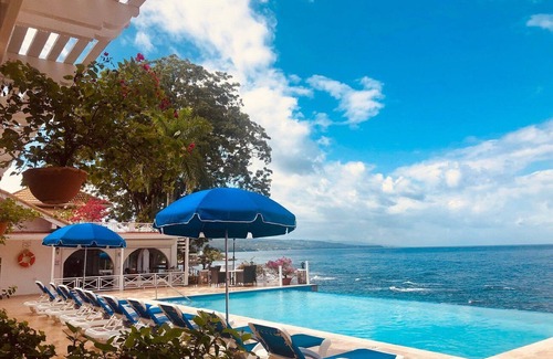 Oracabessa Villa | Luxury 13-bedroom, 7-acre, oceanfront villa, with all-inclusive option.