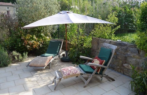 Saint-Polycarpe House | Luxury 2 bed cottage with jacuzzi near Limoux