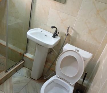 Enugu Apartment | Luxury 2 Bedroom Flat at Ogui Road, Enugu