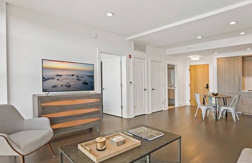 Shaw Bed & Breakfast | Luxury| 2 bedrooms | Heart of Shaw