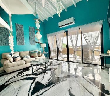 Red Hook House | Luxury 2bed 2bath Condo In Downtown Red Hook