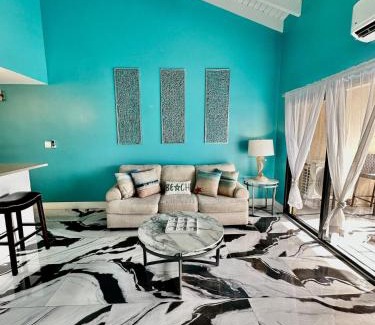 Red Hook House | Luxury 2bed 2bath Condo In Downtown Red Hook