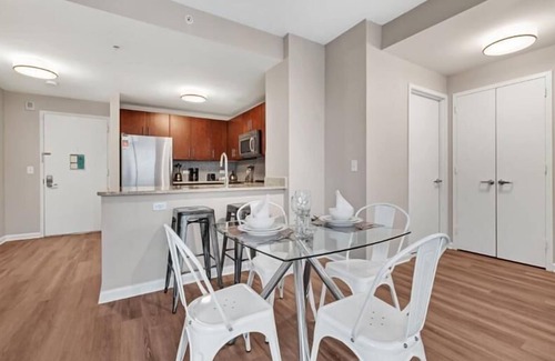 Hudson Exchange Apartment | Luxury 2BR | Gym & Pool | Jersey City by GLS