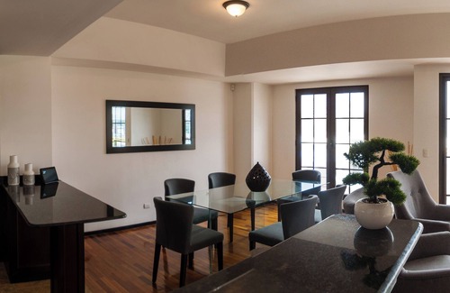 Zona 10 Apartment | Luxury 3-Bdrm Apartment with Air Conditioning in Zone 10, Great location.