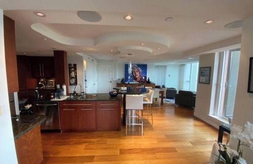 Downtown Vancouver Condo | Luxury 3-Bed Ocean View Penthouse – Yaletown, Vancouver (3-Month Min, Pets OK)