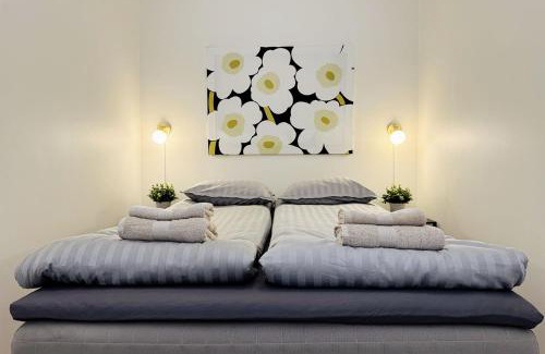 Ullanlinna Apartment | Luxury 3-Bedroom Suite on Most Beautiful Street of Helsinki