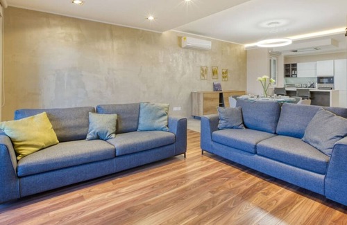 Ta' Giorni Apartment | Luxury 3BR home in St Julians with private terrace