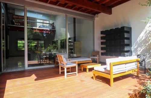 Miraflores Apartment | Luxury 3BR House with Terrace in Miraflores