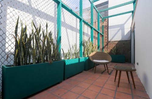 Miraflores Apartment | Luxury 3BR House with Terrace in Miraflores