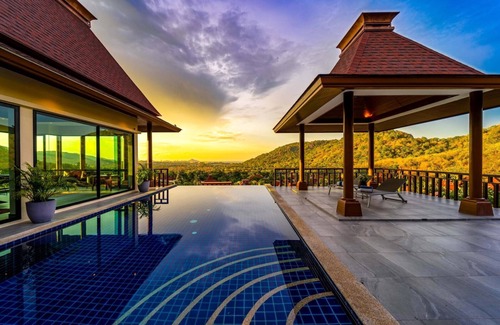Wang Pong Villa | Luxury 4 Bedroom Villa With Stunning Views (PJL)