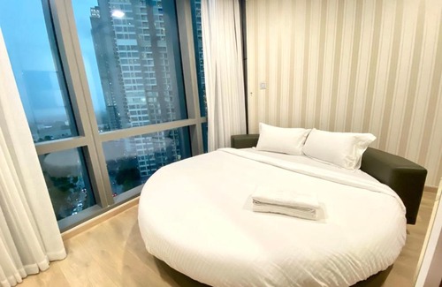 Hang Xanh Apartment | Luxury 4br apart in Landmark 81-11.04
