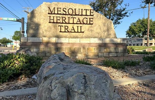 Mesquite House | Luxury 4BR Retreat – 10 Min to Downtown & Lake