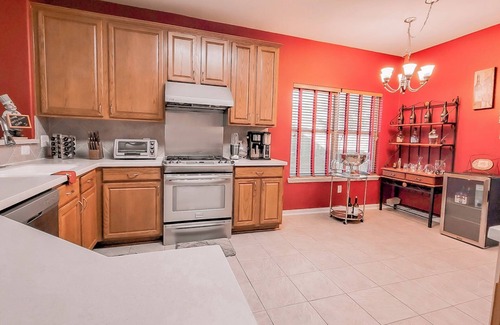 Spring House | Luxury 4BR Villa w/Gym, Golf Simulator & Office Near Exxon HQ & Old Town Spring