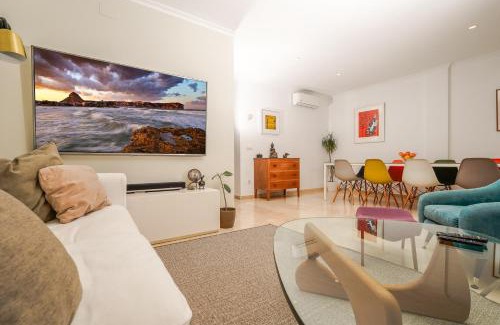 Platja de l'Arenal House | Luxury 5-bedroom townhouse in Jardines del Pla, Javea 250m from the Arenal