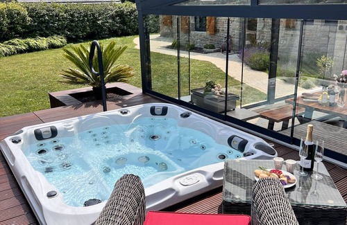 Brignogan-Plage Villa | Luxury 5*Star Villa on the beach SPA +Jacuzzi+Sauna