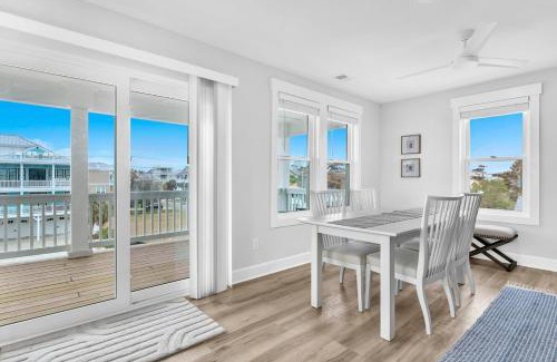 Wilmington Beach House | Luxury 5BR- Heated Pool FREE for Sept-Oct