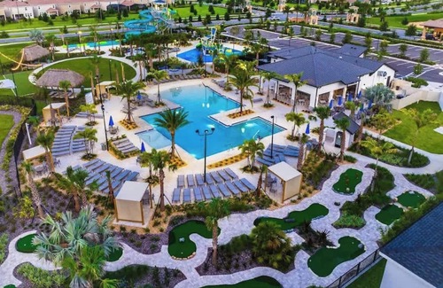 Four Corners House | Luxury 8 bed 5 bath Home Theatre, Pool, Spa, & Free Resort