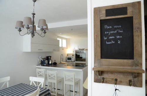 Arromanches-les-Bains House | Luxury accommodation on the historic beach of Arromanches