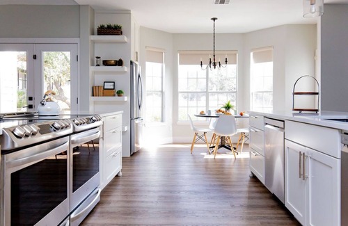 Austin House | Luxury & Adventure at The Owners House: Pool, Hot Tub & Activities Near Austin